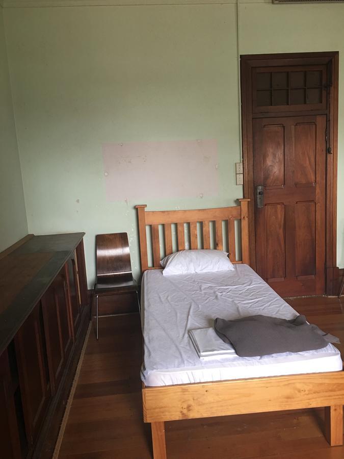 The Convent Glen Innes Bagian luar foto
